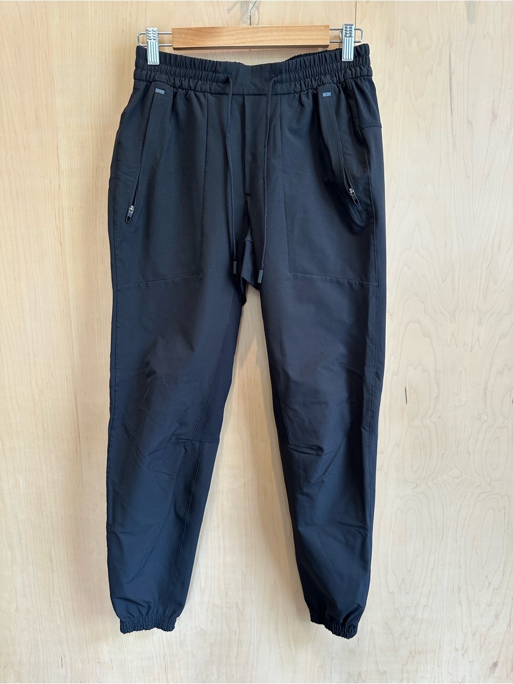 Men’s lululemon Black Tech Jogger Pants